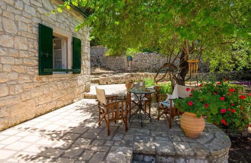 Paxos Apartment | Discover Family-Friendly Comfort at The Old One, Paxos