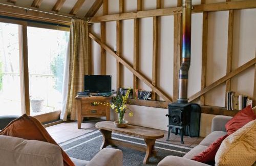 Steyning House | Pet-Friendly Retreat at The Old Packhouse - Rated 8.3/10