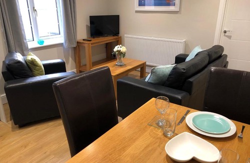 Thame Apartment | Discover The Old Printworks: Family-Friendly Apartment in Thame