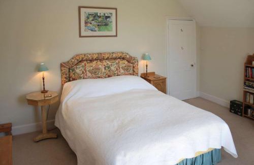 Kettlebaston Bed & Breakfast | Experience The Old Rectory in Kettlebaston - 9/10 Rated Stay
