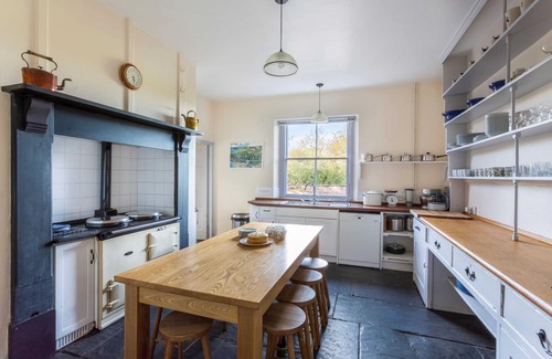 Oldbury-on-Severn House | Relax at The Old Rectory with Pool and Family Amenities