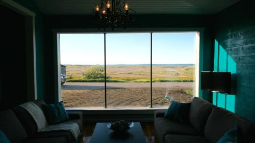 Musgrave Harbour House | Serene Oceanfront Stay at The Old Salt Box Co. - Aunt Donna's