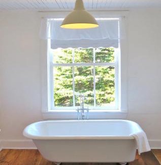 Salt Harbour House | Discover Family-Friendly Comfort at Evelyn's Place