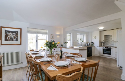 Longborough House | Pet-Friendly Retreat at The Old School House in Stow
