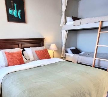 Selfoss House | Welcoming Stay at The Old School House - Gaulverjaskoli