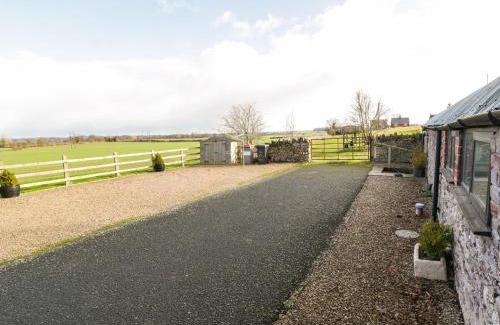 Alberbury House | Experience Comfort at The Old Sheep Shed - 5 Star Stay