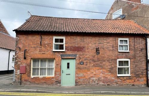 Ollerton House | Cozy Holiday Homes Across the United Kingdom for Families