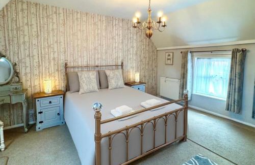 Ollerton House | Cozy Holiday Homes Across the United Kingdom for Families