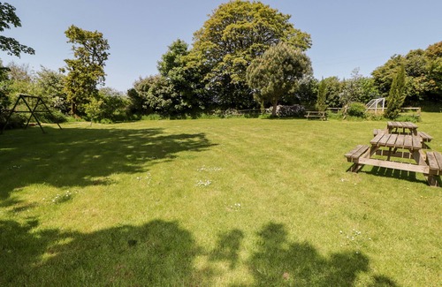 Haverfordwest Cottage | Guest Rated 10/10 at The Old Stable - Pet Friendly & Breakfast