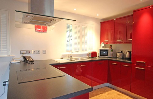 Denton Cottage | Discover The Old Stables: Woodland Cottage with Breakfast
