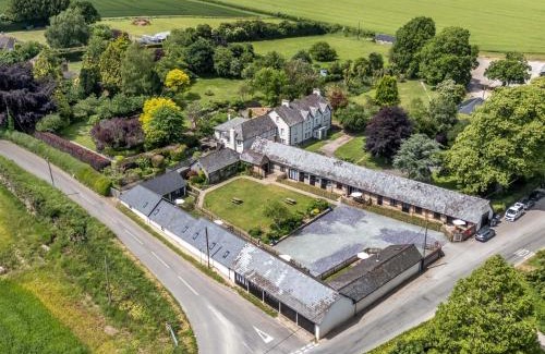 Blandford Forum House | Elegant Stays at The Old Stables - 5-Star Pet-Friendly Retreat
