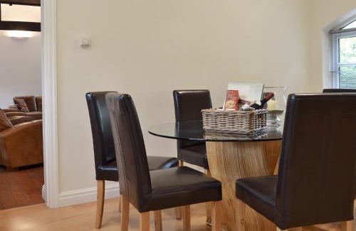 Sugnall House | Unforgettable Stays at The Old Stables - Guest Rated 9.8