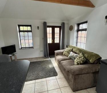 Kessingland House | Pet and Child Friendly: The Old Stables in Mews Awaits