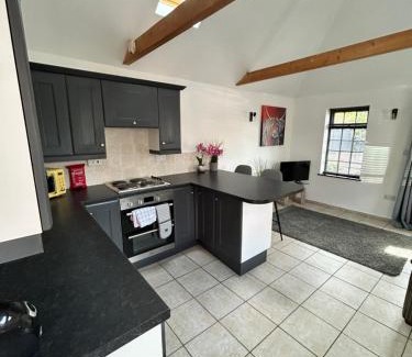 Kessingland House | Pet and Child Friendly: The Old Stables in Mews Awaits