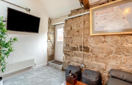 Amble House | Discover The Old Wash House: Pet-Friendly Retreat