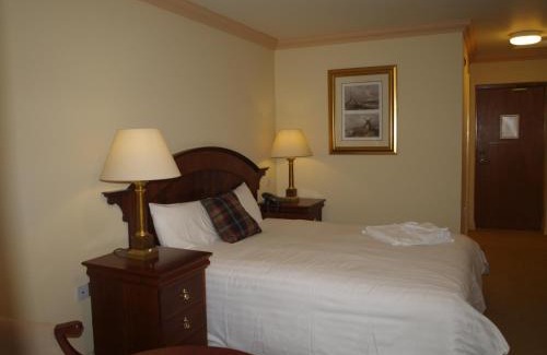 Great Cressingham Hotel | Explore The Olde Windmill Inn: Pet-Friendly & Accessible Stay