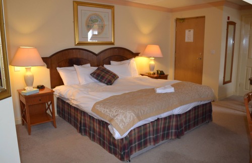 Great Cressingham Hotel | Discover The Olde Windmill Inn: Family-Friendly Retreat