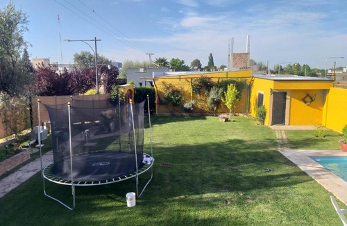Vistalba House | Experience The Olive House: 4-Star Stay with Pool & Breakfast