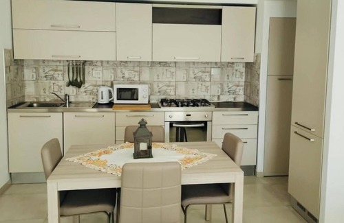 Chiavari Apartment | Enchanting Olive House with Ocean View and Breakfast