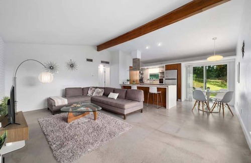 South River City House | Pet-Friendly Home SOCO: Fast WIFI & Fenced Yard Retreat