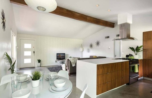 South River City House | Pet-Friendly Home SOCO: Fast WIFI & Fenced Yard Retreat
