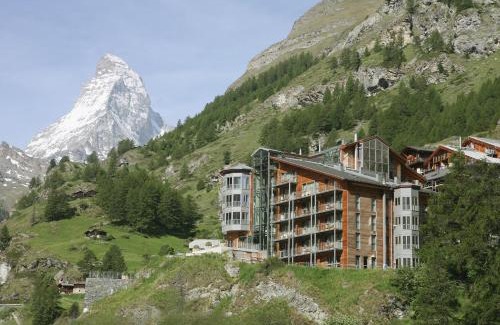Zermatt City Centre Hotel | Experience The Omnia: 5-Star Oceanfront Luxury Awaits