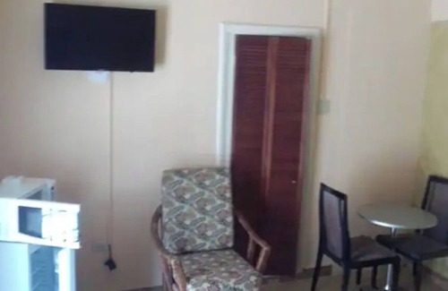 Havendale Apartment | Explore The One Apartments - Unit #7, Family & Pet Friendly
