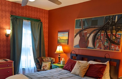 Brattleboro Bed & Breakfast | Discover The One Cat B&B: Eco-Friendly Retreat with Breakfast