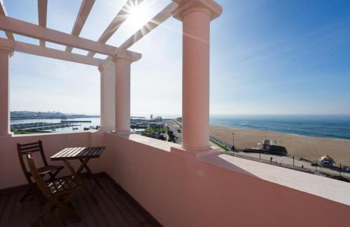 Povoa De Varzim Hotel | Oceanfront Relaxation at THE ONE Grand Hotel da Póvoa