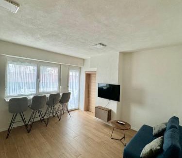 Kumanovo Apartment | Stylish ONE Suites with Terrace in City Center, Rated 9/10