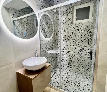 Kumanovo Apartment | Stylish ONE Suites with Terrace in City Center, Rated 9/10