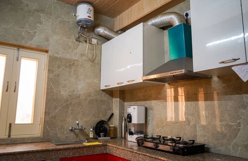 Mashobra Apartment | Pet-Friendly Retreat at The Open Nest - Mashobra