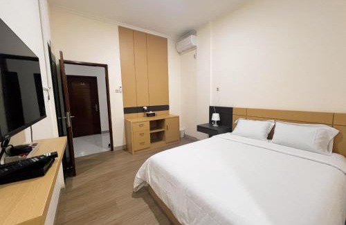 Bendungan Hilir Hotel | The Orange House