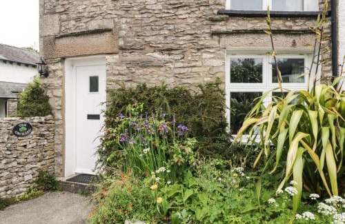 Levens House | Discover The Orchard: Family-Friendly Retreat with 9.5 Rating