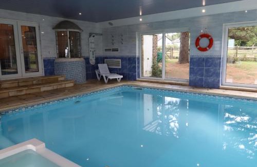 Northiam House | Experience The Orchard: Family-Friendly Retreat with Pool