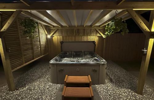 Telford House | The Orchard