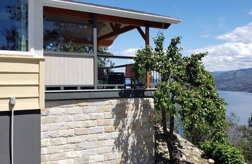 Central Okanagan House | Orchard House: Guest Rated 10/10 with Pool & Ocean Views