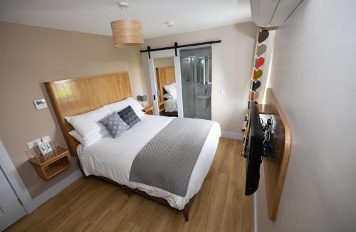 Kilkenny Hotel | Discover The Orchard House: A 4-Star Retreat with Dining