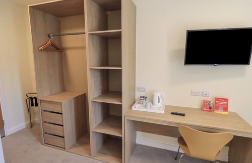 Eamont Bridge Cottage | THE ORCHARD OUTLOOK AT EAMONT PARK, with a garden in Penrith