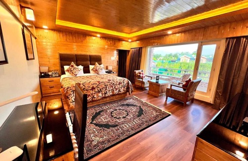 Brein Hotel | Indulge at The Orchard Retreat & Spa, Srinagar - 10/10 Rated