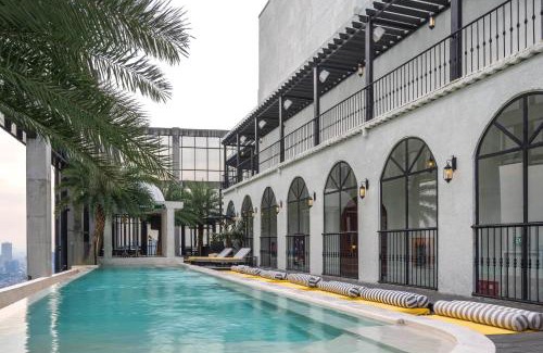 Bendungan Hilir Hotel | Relax at The Orient Jakarta, a Royal Hideaway Hotel