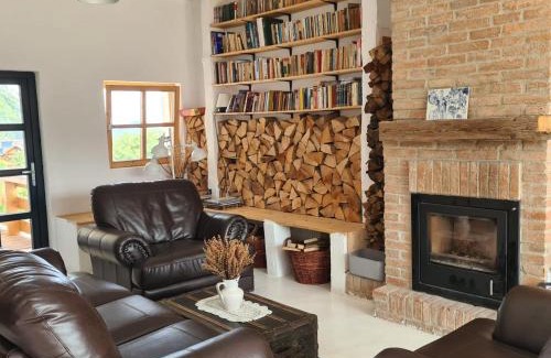Moieciu House | Welcome to The Origin: Mountain Guesthouse in Magura