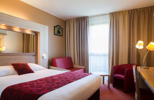 Saint-Nazaire Hotel | Relaxing Retreat at The Originals Boutique, Hôtel Aquilon
