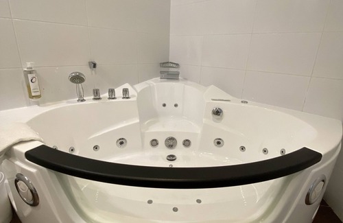 Perpignan Hotel | Eco-Friendly Retreat at The Originals City, Hôtel Les Dômes