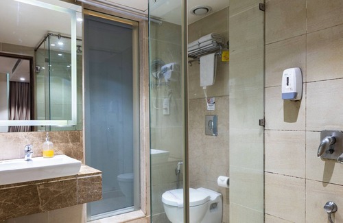 Kalkaji Hotel | Explore The Orion Plaza: Family-Friendly with Great Amenities