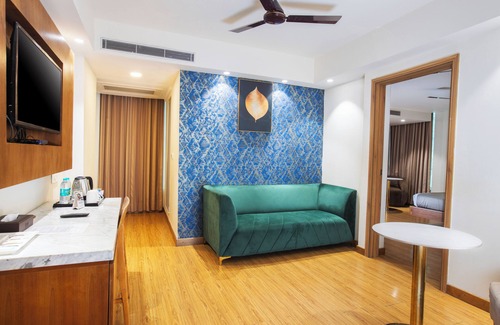 Kalkaji Hotel | Explore The Orion Plaza: Family-Friendly with Great Amenities
