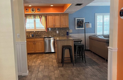 Crystal River House | Experience Wild Views at The Otter House - Family Friendly Stay