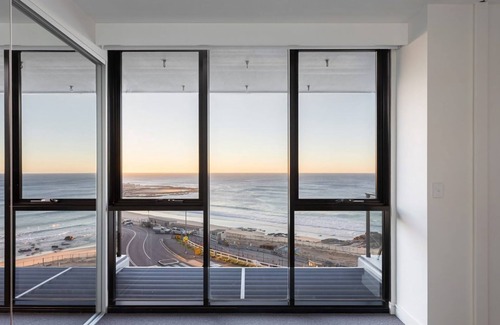 Newcastle Apartment | Unwind at The Outlook: Beachfront 2-Bedroom Retreat