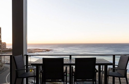 Newcastle Apartment | Unwind at The Outlook: Beachfront 2-Bedroom Retreat