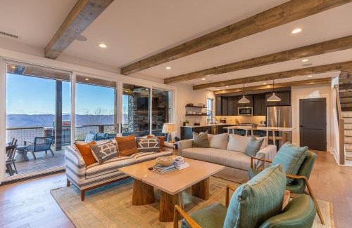 Lenoir House | Discover The Overlook at Blue Ridge Mountain Club Retreat